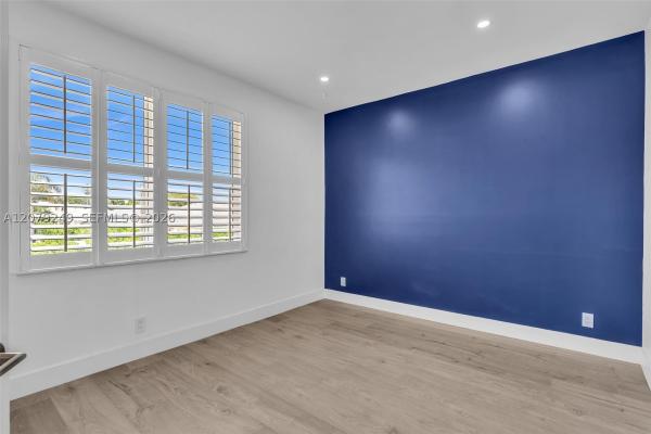Banyan Oakridge, 3433 SW 52nd Ave, Hollywood, Florida 33312, image 1