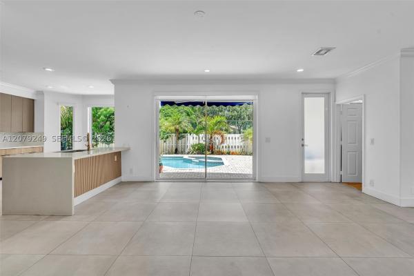 Banyan Oakridge, 3433 SW 52nd Ave, Hollywood, Florida 33312, image 3