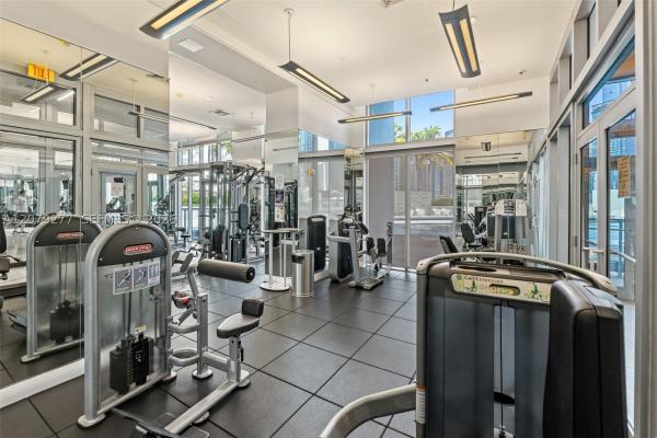 The Ivy At Riverfront, 90 SW 3rd St #1506, Miami, Florida 33130, image 3