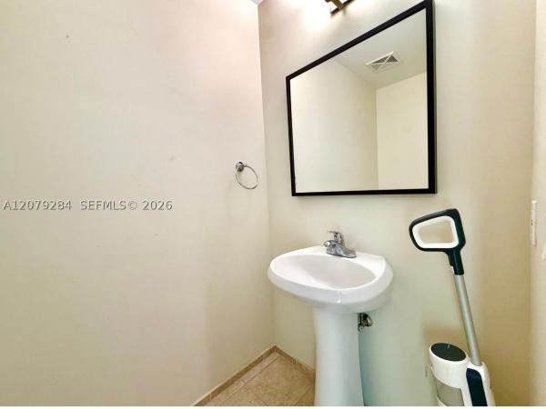 Infinity At Brickell, 60 SW 13th St #1808, Miami, Florida 33130, image 1