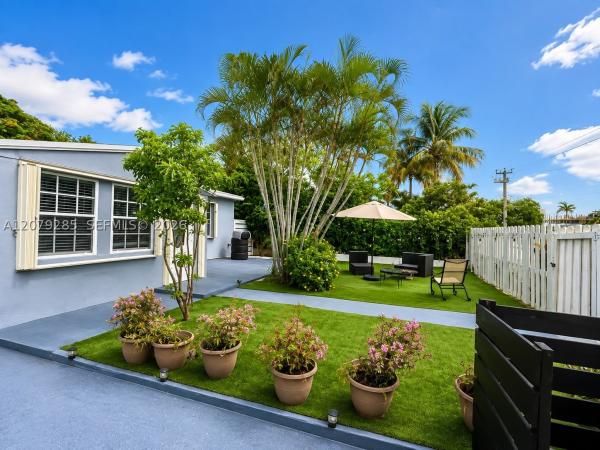 Croissant Park, 307 SW 15th St #1, Fort Lauderdale, Florida 33315, image 3