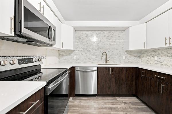 Country Club Village, 16325 Golf Club Rd #104, Weston, Florida 33326, image 3