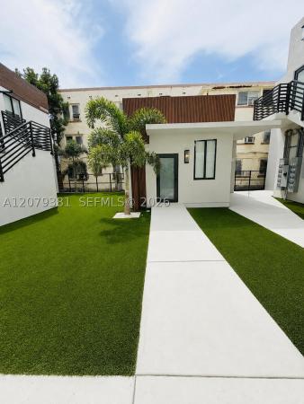 768 NW 2nd St #7, Miami, Florida 33128, image 2