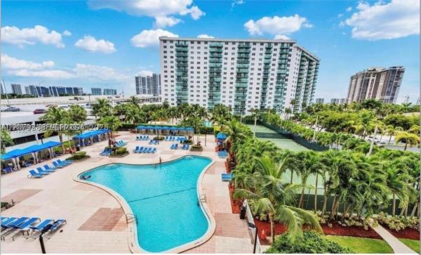 Ocean Reserve, 19370 Collins Ave #1414, Sunny Isles Beach, Florida 33160, image 2