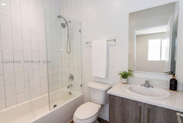 171 NW 158th St #10, Unincorporated Dade County, Florida 33169, image 2
