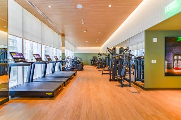77 SE 5th St #1806, Miami, Florida 33131, image 3