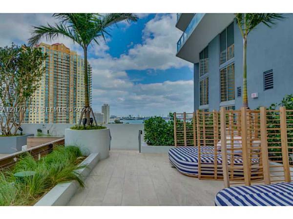 Brickell House, 1300 Brickell Bay Dr #1008, Miami, Florida 33131, image 2