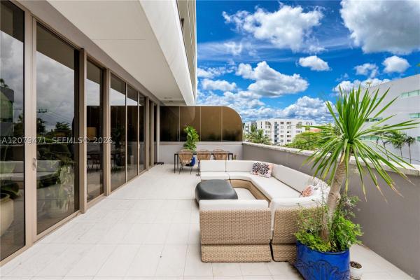 2678 Tigertail Ave #202, Miami, Florida 33133, image 1