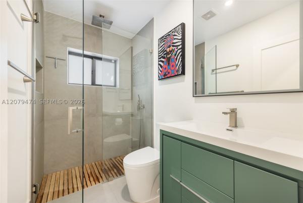 Sunshine Vistas, 4165 Poinciana Ave, Miami, Florida 33133, image 2