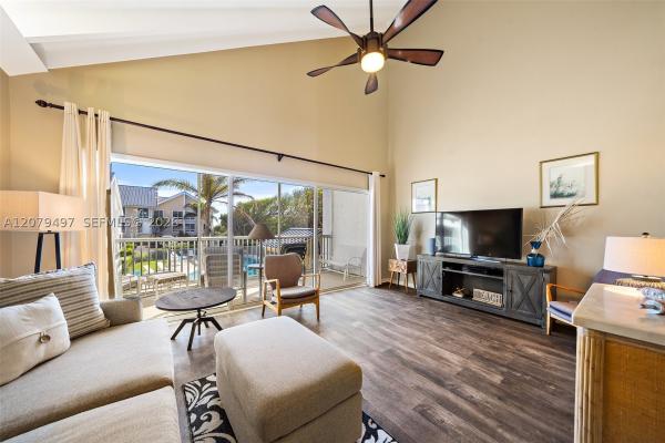 245 NE Macarthur Blvd #17, Fort Pierce, Florida 34996, image 2