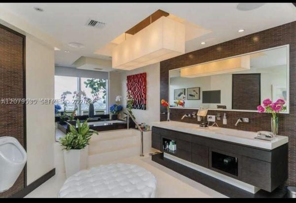 One Island Place, 3802 NE 207th St #2802, Aventura, Florida 33180, image 3