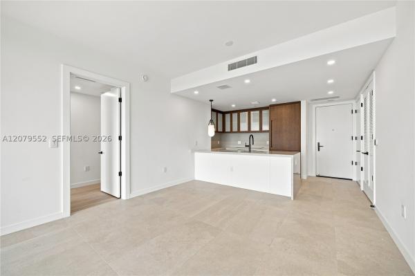 2200 Brickell, 2200 Brickell Ave #413, Miami, Florida 33129, image 2