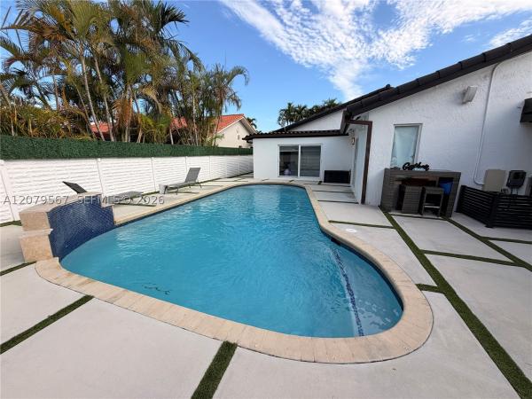 13200 SW 25th St, Unincorporated Dade County, Florida 33175, image 2