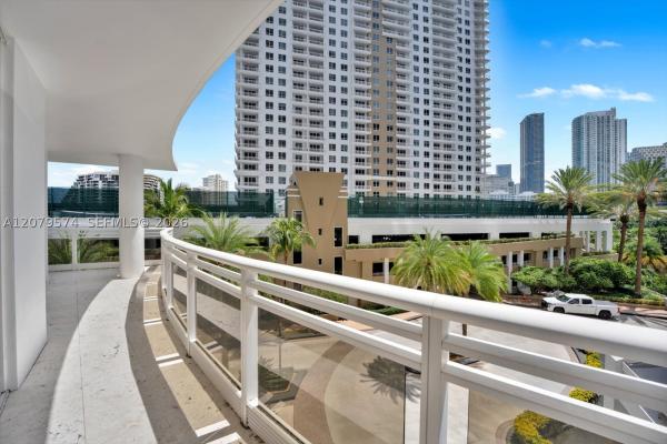 Carbonell, 901 Brickell Key Blvd #609, Miami, Florida 33131, image 2