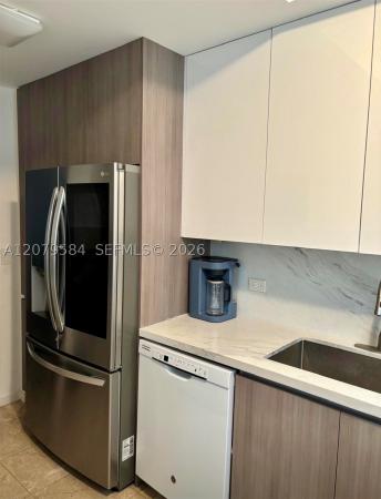 Courts Brickell Key, 801 Brickell Key Blvd #2110, Miami, Florida 33131, image 2