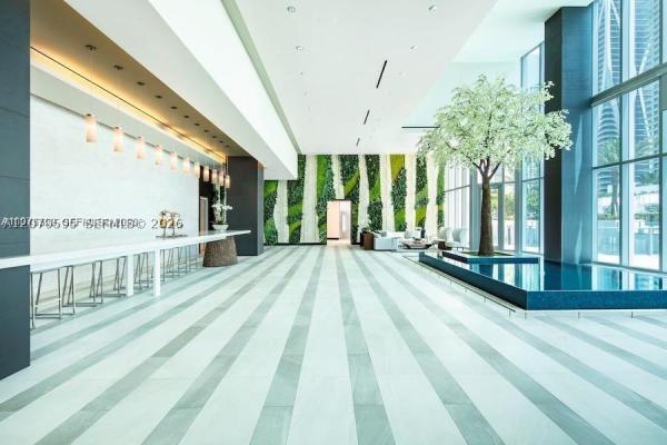 Paramount Miami Worldcenter, 851 NE 1st Ave #1511, Miami, Florida 33132, image 2