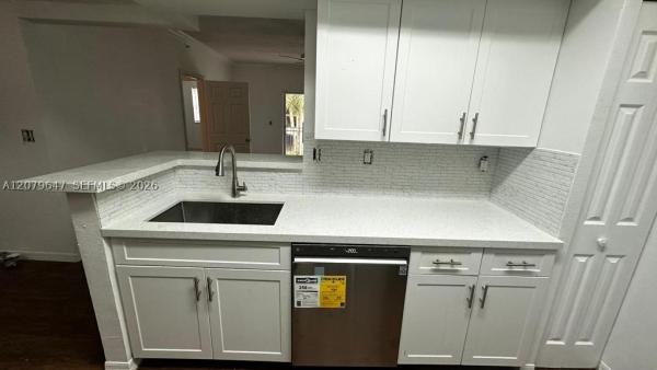 The Marquesa, 215 SW 117th Ter #14204, Pembroke Pines, Florida 33025, image 3