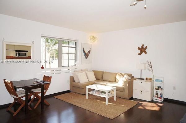 Governor, 435 21st St #215, Miami Beach, Florida 33139, image 3