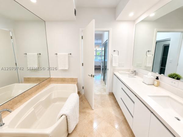 Resort Villa, 705 Crandon Blvd #506, Key Biscayne, Florida 33149, image 3
