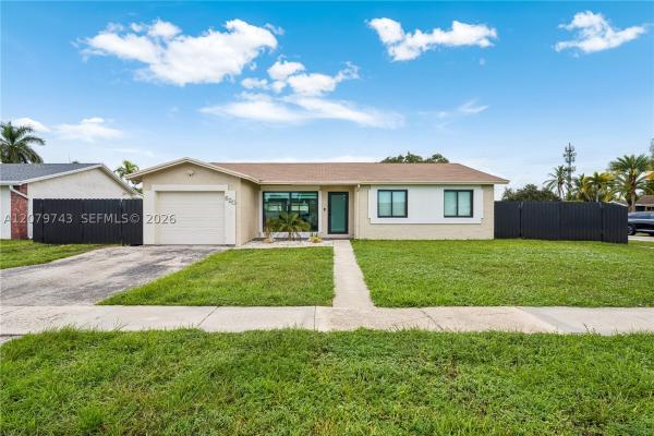 Westview, 620 NW 98th Ave, Pembroke Pines, Florida 33024, image 1