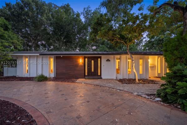 19860 NE 24th Ct, Unincorporated Dade County, Florida 33180, image 3
