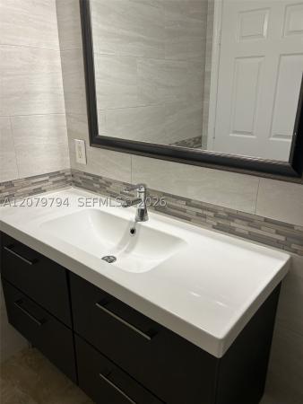 Granada Grand, 5271 SW 8th St #313, Miami, Florida 33134, image 3