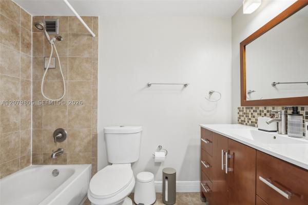 Palm Bay, 770 NE 69th St #2B, Miami, Florida 33138, image 2