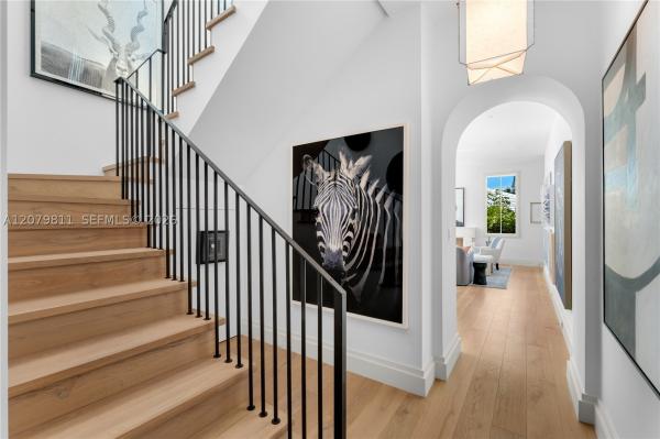 Tropical Isle Homes, 544 Warren Ln, Key Biscayne, Florida 33149, image 1