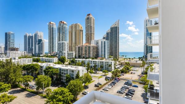 Winston Towers 400, 231 174th St #1215, Sunny Isles Beach, Florida 33160, image 2