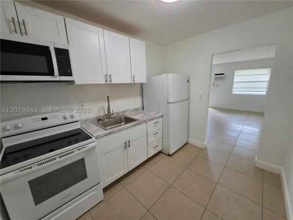 Washington Park, 2736 NW 15th Ct #1-2, Fort Lauderdale, Florida 33311, image 1