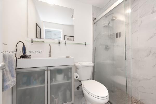 Brickell Bay Tower, 1408 Brickell Bay Dr #1215, Miami, Florida 33131, image 3