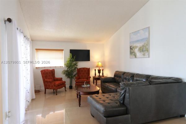 Lakeside Key, 9620 SW 9th Ct, Pembroke Pines, Florida 33025, image 2