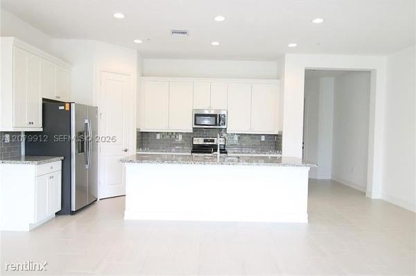 11632 SW 13th Ct #11776, Pembroke Pines, Florida 33025, image 3
