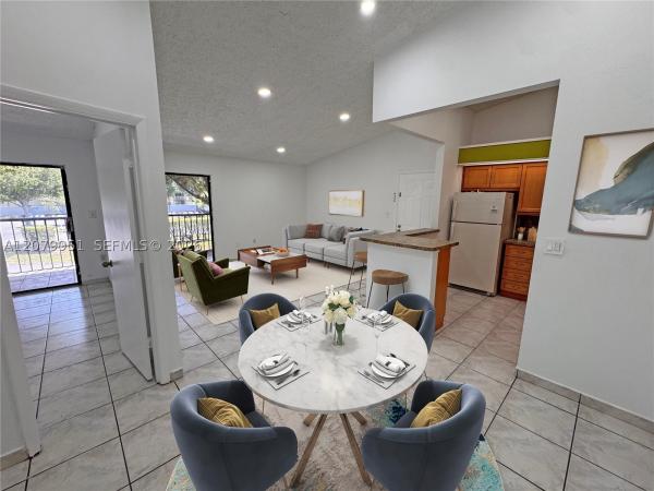 18905 NW 62nd Ave #204, Hialeah, Florida 33015, image 2