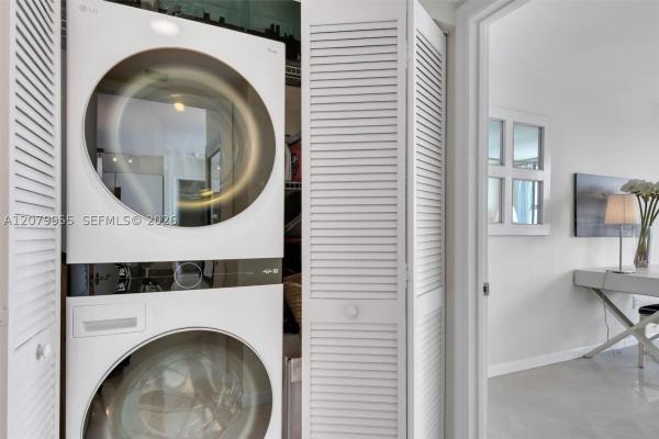 Yacht Club At Portofino, 90 Alton Rd #1809, Miami Beach, Florida 33139, image 1