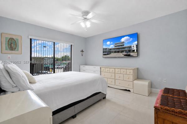 El Pueblo De Vera, 5825 W 25th Ct #212, Hialeah, Florida 33016, image 3