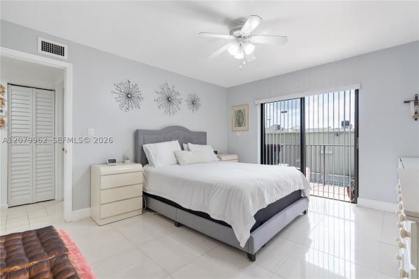 El Pueblo De Vera, 5825 W 25th Ct #212, Hialeah, Florida 33016, image 2
