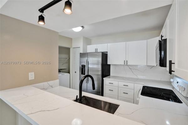 Le Club At Old Cutler, 8660 SW 212th St #111, Cutler Bay, Florida 33189, image 3