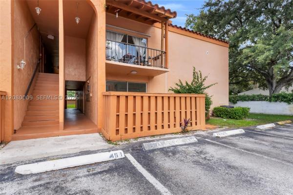 Cypress Village, 7100 Fairway Dr #K11, Miami Lakes, Florida 33014, image 2