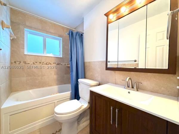 Windward Isle, 11700 NW 33rd St, Sunrise, Florida 33323, image 2