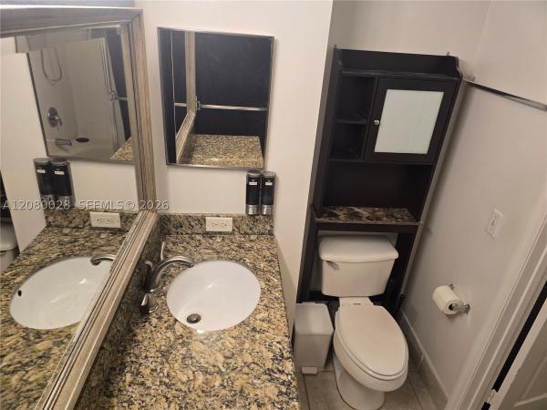 Village East, 2107 SE 10th Ave #818, Fort Lauderdale, Florida 33316, image 3