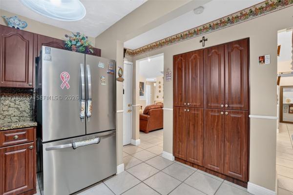 15421 SW 144th Ct, Unincorporated Dade County, Florida 33177, image 2