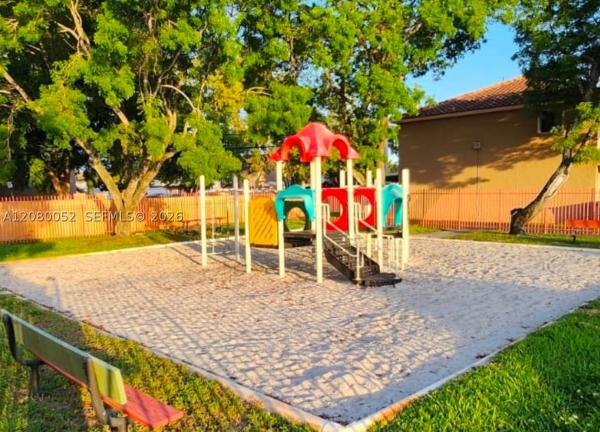 Lago Grande, 6480 W 27th Ct #22-54, Hialeah, Florida 33016, image 1