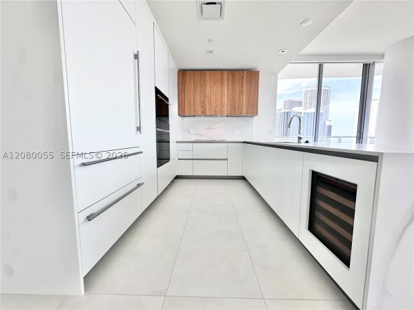 1400 Biscayne Blvd #1506, Miami, Florida 33132, image 1