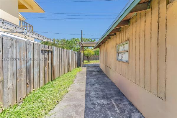 Waterman Park, 503 NW 43rd Pl, Miami, Florida 33126, image 2