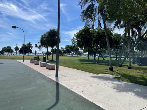 Quantum On The Bay, 1900 N Bayshore Dr #511, Miami, Florida 33132, image 1