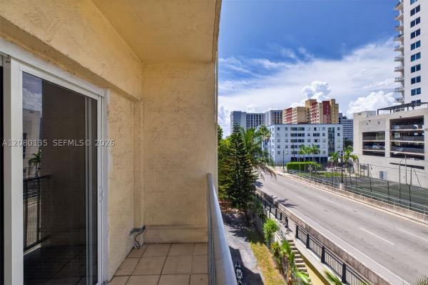 Rio Cristal, 453 SW 2nd St #301C, Miami, Florida 33130, image 2