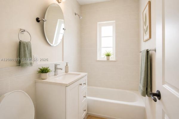 Douglas, 215 Sidonia Ave, Coral Gables, Florida 33134, image 3