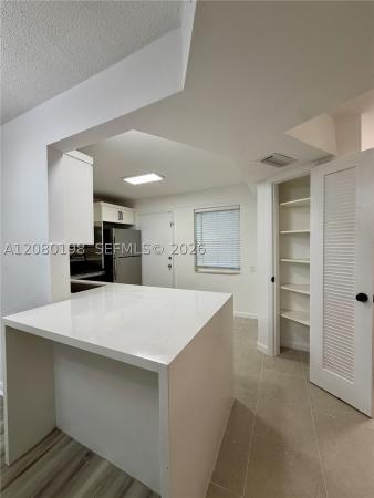 1101 NE 191st St #H101, Unincorporated Dade County, Florida 33179, image 3