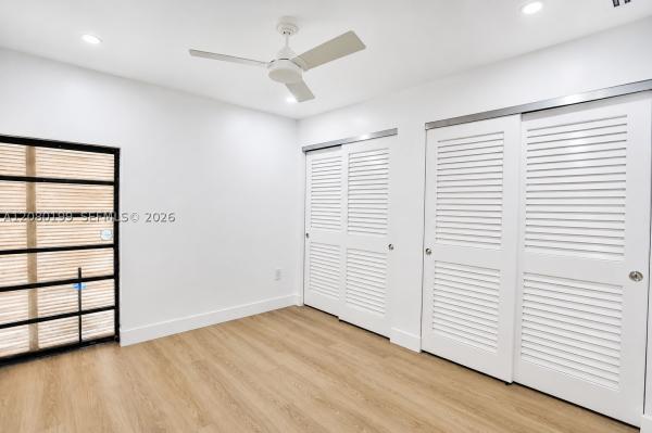 Loch Lomond West, 7020 Crown Gate Dr, Miami Lakes, Florida 33014, image 1